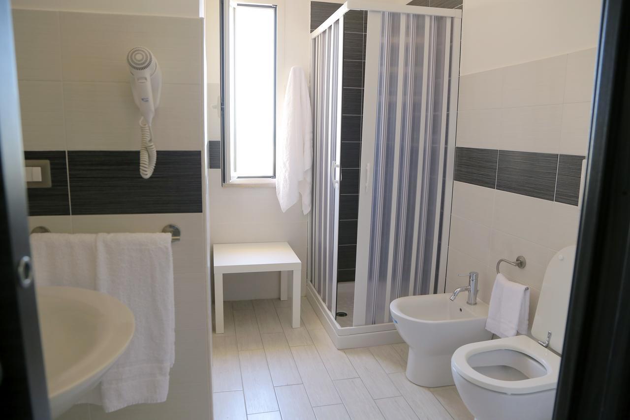 Rooms La Perla Del Mare Margherita di Savoia Kültér fotó